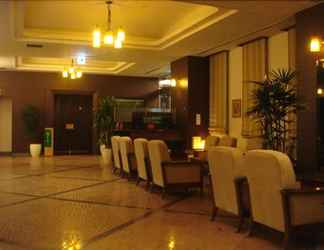 Lobby 2 Hotel Route Inn Tomakomai Ekimae