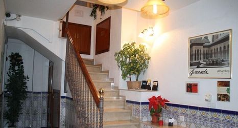 Lobby 2 AB Pension Granada - Hostel