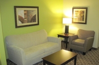 Common Space Best Western Plus Chalmette Hotel