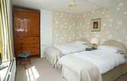 Kamar Tidur 5 Castleton House B&B