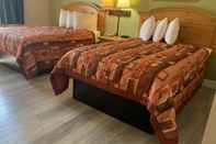 Bedroom Regency Inn And Suites