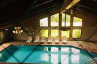 Swimming Pool Regency Inn And Suites
