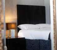 Kamar Tidur 2 Hotel Anfield