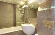 Toilet Kamar 3 Hotel Alhambra