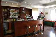 Bar, Cafe and Lounge Albergo al Salus