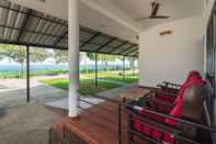 Lobi Illikkalam Lakeside Cottages