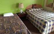 Kamar Tidur 7 Penny's Motel