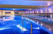 Swimming Pool 6 Crowne Plaza Doha - The Business Park, an IHG Hotel