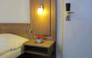 Kamar Tidur 7 Hotel Alpina