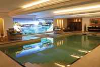 Swimming Pool salinenparc Design Budget Hotel