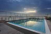 Swimming Pool Mahagun Sarovar Portico Suites Ghaziabad