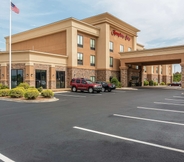 Common Space 4 Hampton Inn Oak Grove Fort Campbell