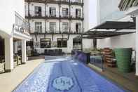 Swimming Pool Apartamentos Neptuno