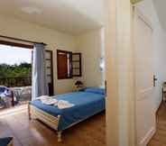 Bedroom 5 Alianthos Suites