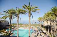 Swimming Pool Cape Rey Carlsbad Beach, a Hilton Resort & Spa