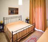 Bedroom 2 Bed&breakfast Villa Adriana