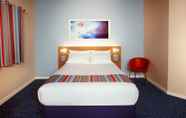 Kamar Tidur 6 Travelodge Newcastle-under-Lyme Central