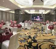 Functional Hall 6 Holiday Inn Express Chongqing Guanyinqiao, an IHG Hotel