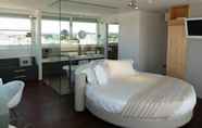 Kamar Tidur 7 D-Place Hotel & Suite