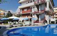 Swimming Pool 3 Hotel Alexander