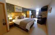 Bedroom 3 Washington Central Hotel and Sleepwell Inn