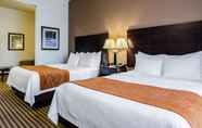 Bedroom 6 Comfort Inn & Suites Lawrence - University Area
