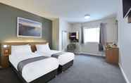 Bedroom 2 Travelodge Brighton Seafront