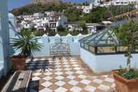 Swimming Pool Casa Henrietta