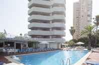 สระว่ายน้ำ Magalluf Playa Apartments - Adults Only