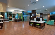 Lobby 5 Holiday Inn Hotel & Suites Saskatoon Downtown, an IHG Hotel