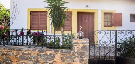 Bên ngoài 4 Athina Villas