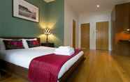 Kamar Tidur 3 St James House Serviced Apartments