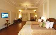 ห้องนอน 2 Orient Taj Hotels and Resorts