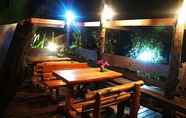 ร้านอาหาร 3 Tadplacamp Organic Farm Stay