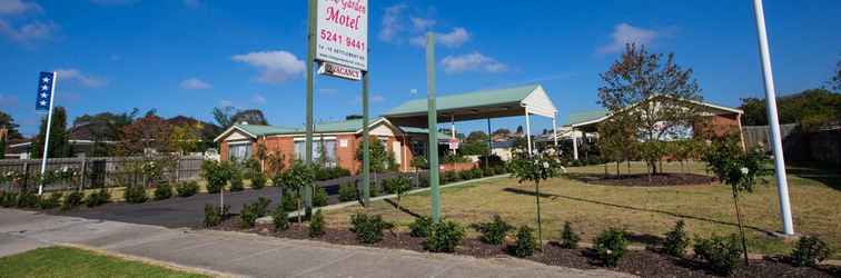 Exterior Rose Garden Motel