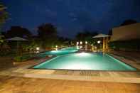 Swimming Pool Lemon Tree Hotel Tarudhan Valley