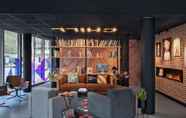 Lobby 3 Moxy Amiens