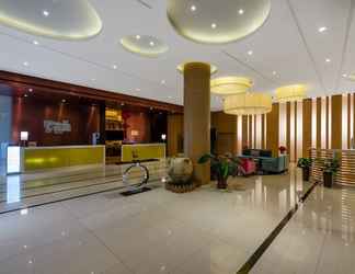 Lobi 2 Holiday Inn Express Tianjin Heping, an IHG Hotel