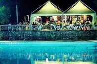 Bar, Kafe, dan Lounge Camping Village Mare Pineta Baia Sistiana