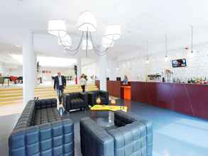 Lobby 4 ibis Styles Calais Centre