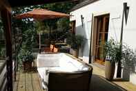 Common Space Hotel Pension Villa Hennes