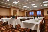 Dewan Majlis Best Western Premier Ivy Inn & Suites