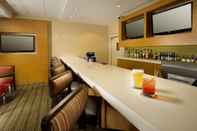 Bar, Cafe and Lounge TownePlace Suites Bridgeport Clarksburg