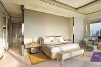 Bedroom Keraton at The Plaza, a Luxury Collection Hotel, Jakarta