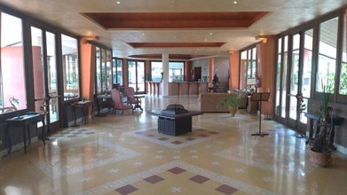 Lobby 4 Ares Hotel