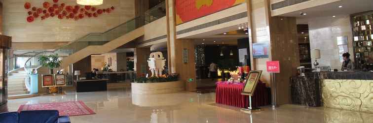 Lobby Ramada Plaza Weifang