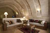 Common Space Fresco Cave Suites & Mansions - Special Class