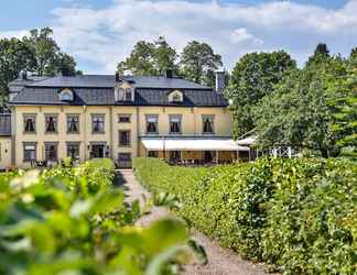 Bangunan 2 Hennickehammars Herrgård