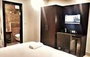 Kamar Tidur 6 Hotel Delhi Aerocity