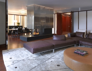 Lobby 2 Bulgari Hotel London